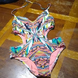 Jessica Simpson bathsuit